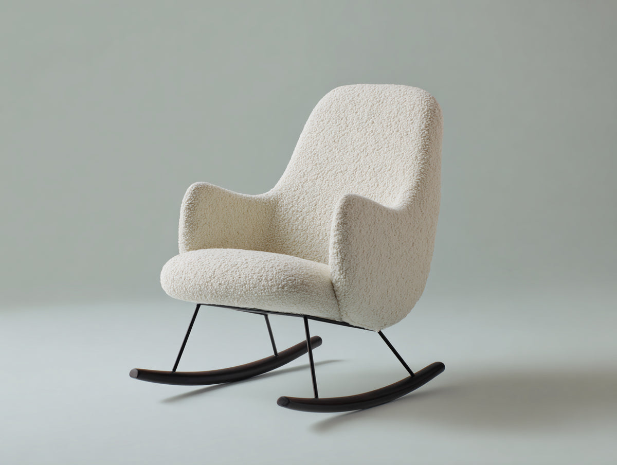 Mecedora tapizada de tela bouclé 78 x 92 x 98 cm - blanco roto y negro - asiento acolchado con base curva de estilo moderno